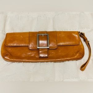 KENNETH COLE Wristlet clutch in tan!